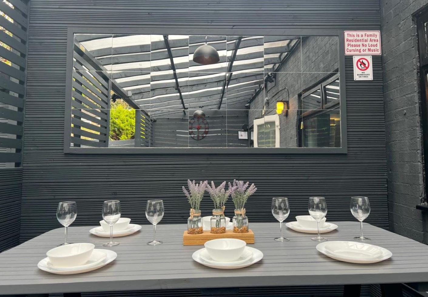 Modern Suites -5 Bedroom House- With Free Parking Birmingham City Luaran gambar
