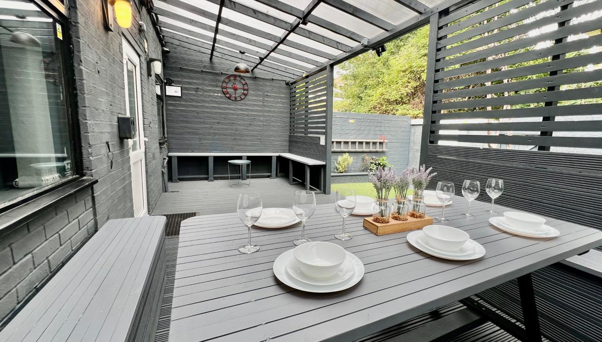 Modern Suites -5 Bedroom House- With Free Parking Birmingham City Luaran gambar